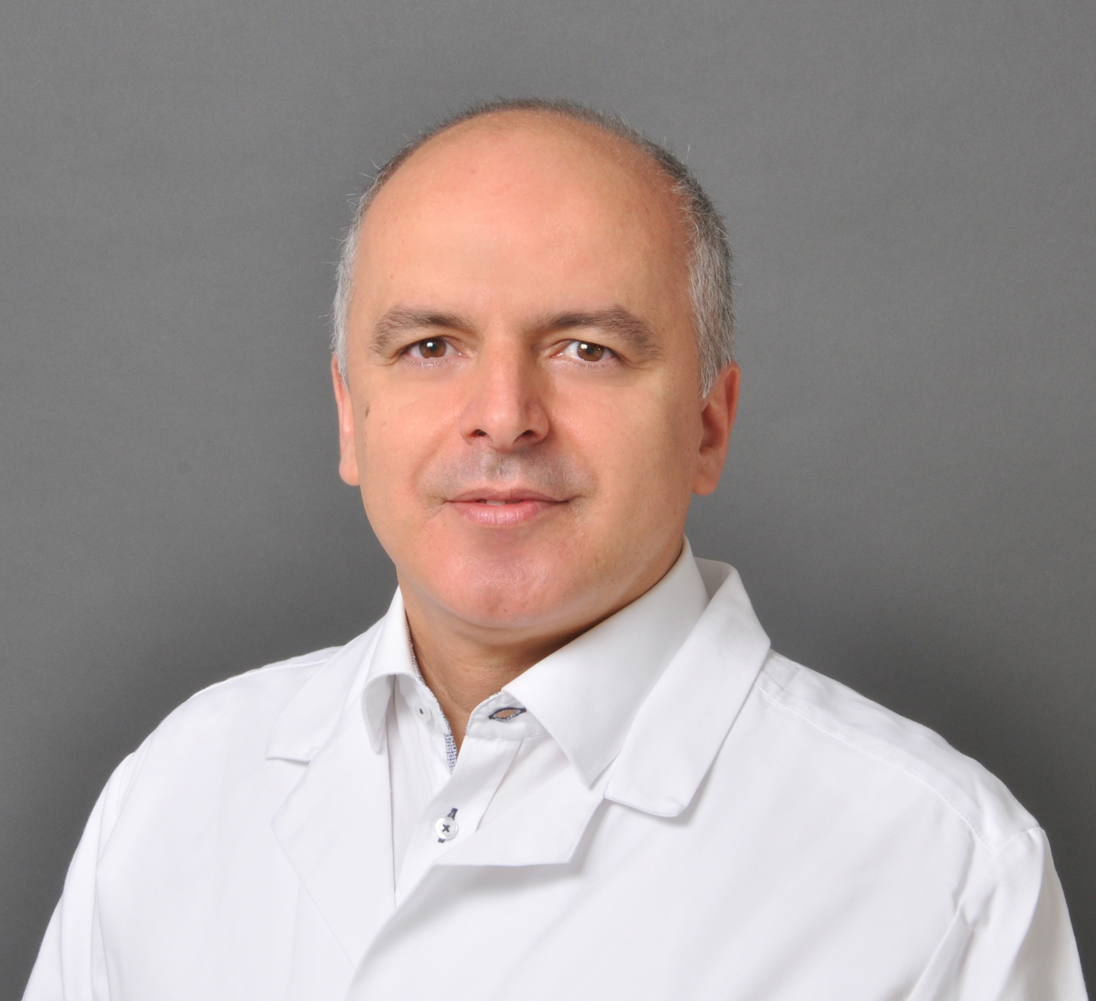Dr. med. Muhamet Durmishi